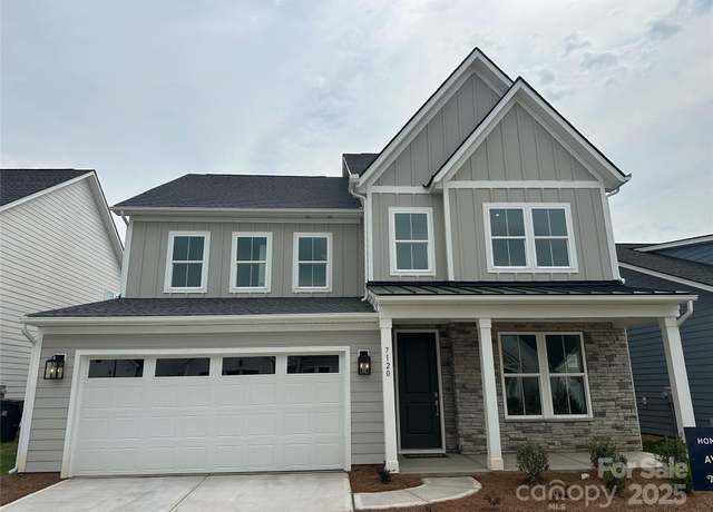 Property at 7120 Wayfarer Dr #0079, Charlotte, NC 28269, 4 beds, 3.5 baths