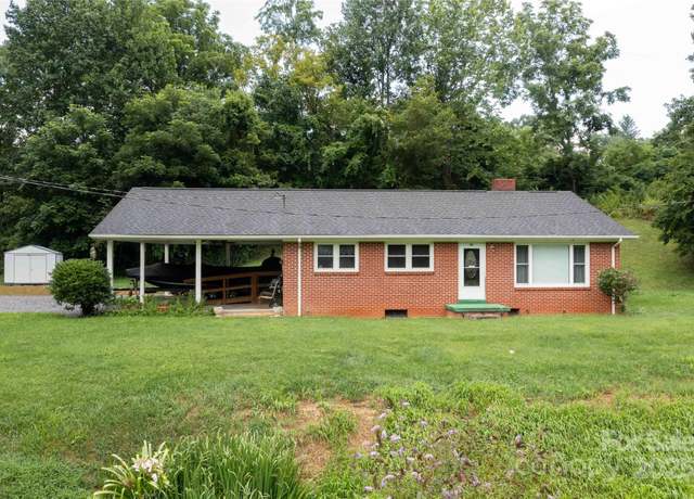 Property at 40 Double Island Rd, Burnsville, NC 28714, 3 beds, 1 bath