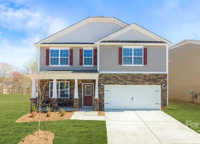 Property at 850 Adelston Ln, Asheville, NC 28804, 4 beds, 2.5 baths