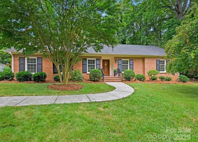 Property at 1041 Regency Dr, Charlotte, NC 28211, 4 beds, 2 baths