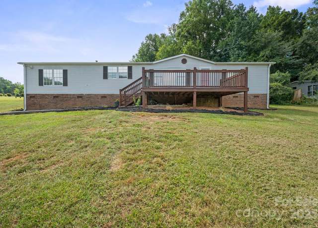Property at 10483 Troutman Rd, Midland, NC 28107, 3 beds, 2 baths