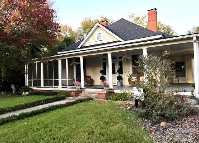 Property at 217 Brent St, Wadesboro, NC 28170, 3 beds, 2 baths