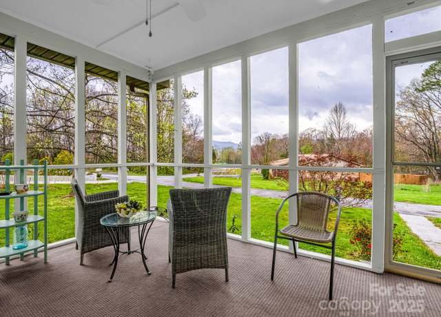 Property at 154 Freedom Rd, Hendersonville, NC 28782, 2 beds, 2 baths