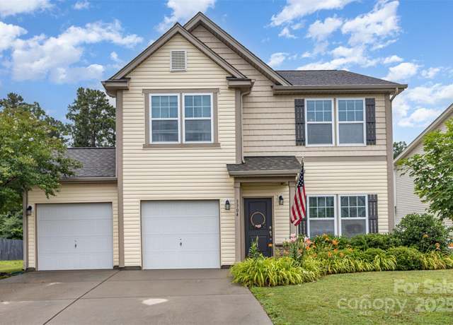 Property at 3304 Saddlebrook Dr, Midland, NC 28107, 3 beds, 2.5 baths
