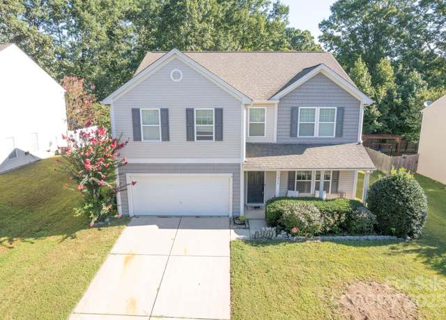 Property at 1219 Century Dr, Clover, SC 29710, 4 beds, 2.5 baths