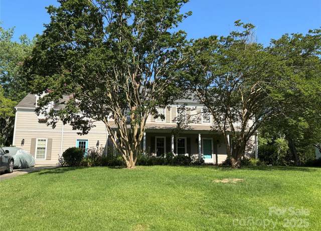 Property at 2125 Lawton Bluff Rd, Charlotte, NC 28226, 4 beds, 2.5 baths