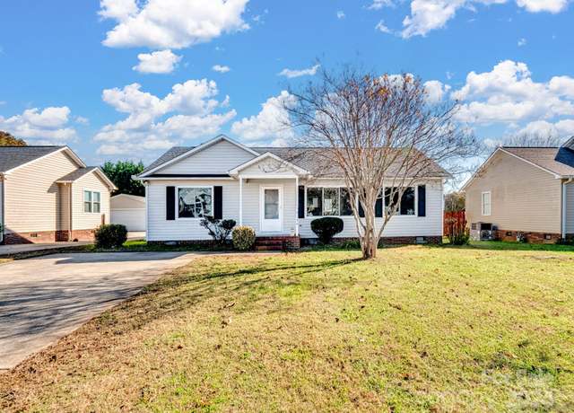Property at 5136 Wheat Dr SW, Concord, NC 28027, 3 beds, 2 baths