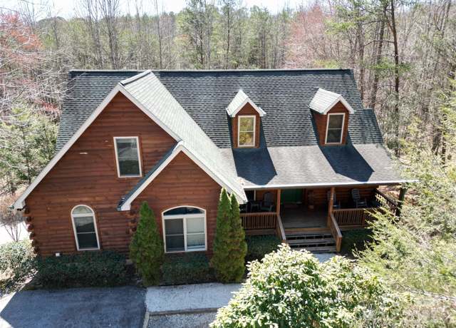 Property at 139 Wilkerson Ct, Lake Lure, NC 28746, 3 beds, 3 baths