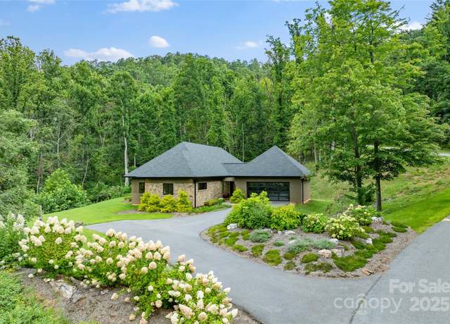 Property at 14 Starling Pass, Asheville, NC 28804, 3 beds, 3.5 baths