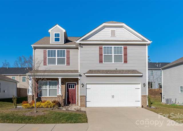 Property at 309 Woodnettle Ln, Arden, NC 28704, 4 beds, 2.5 baths