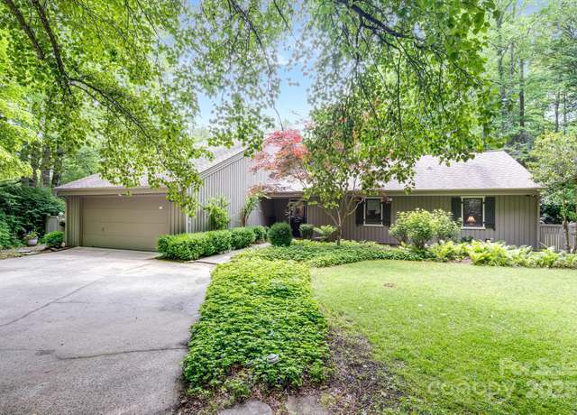 Property at 43 Amaroo Rdg, Webster, NC 28788, 3 beds, 2.5 baths