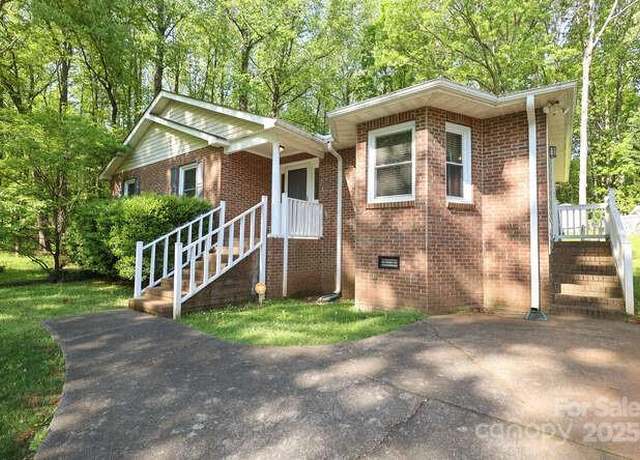 Property at 1730 Deer St, Charlotte, NC 28214, 3 beds, 2 baths