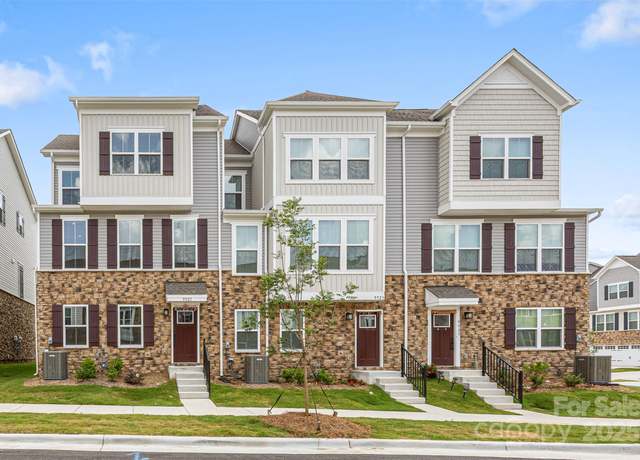 Property at 9921 Oaklawn Blvd NW, Huntersville, NC 28078, 4 beds, 3.5 baths