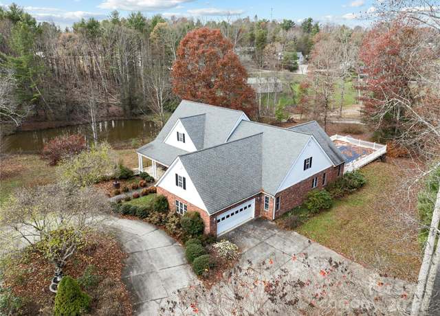 Property at 38 Southern Visions Dr, Hendersonville, NC 28792, 3 beds, 3.5 baths
