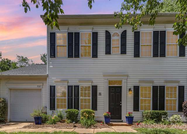 Property at 9107 Royal Highlands Ct, Charlotte, NC 28277, 3 beds, 2.5 baths