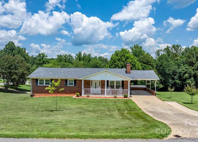 Property at 100 Pinecrest Ct, Taylorsville, NC 28681, 3 beds, 2 baths