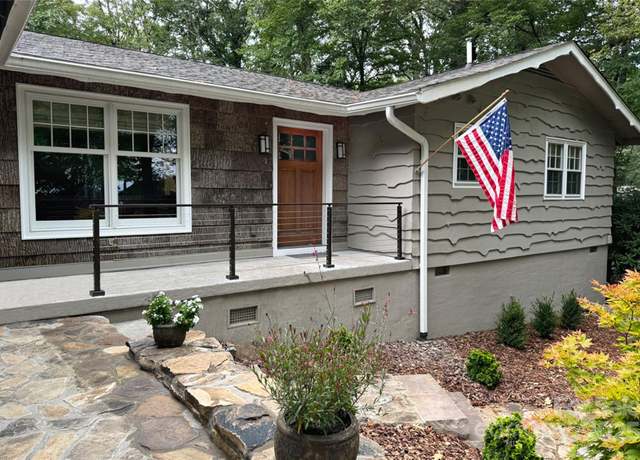 Property at 1577 Green Hill Rd, Blowing Rock, NC 28605, 3 beds, 2.5 baths