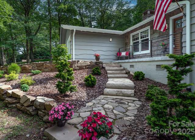 Property at 1577 Green Hill Rd, Blowing Rock, NC 28605, 3 beds, 2.5 baths