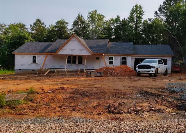 Property at 2021 Dogwood Trl, Shelby, NC 28150, 3 beds, 2 baths