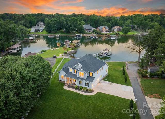 Property at 2593 Las Brisas Ln, Denver, NC 28037, 4 beds, 3.5 baths