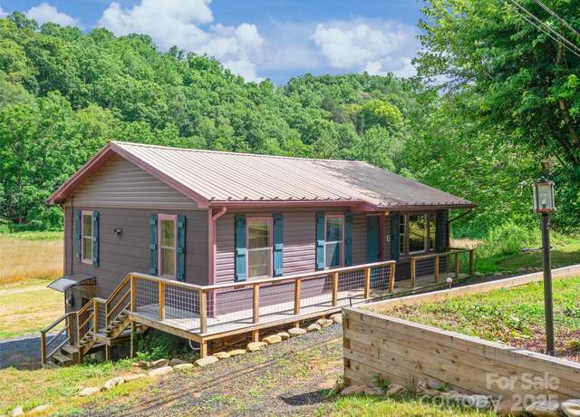 Property at 1767 N 226 Hwy, Bakersville, NC 28705, 3 beds, 1 bath