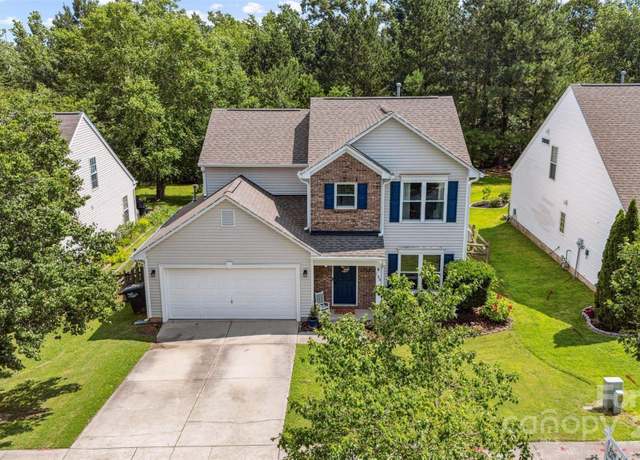 Property at 128 Amber Woods Dr, Fort Mill, SC 29708, 3 beds, 2.5 baths