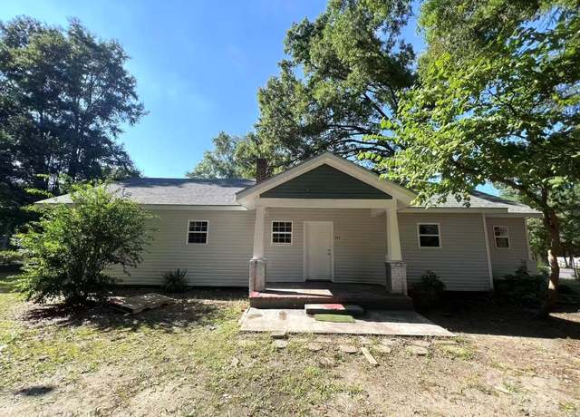 Property at 345 Mountain View St, Gastonia, NC 28052, 4 beds, 2 baths