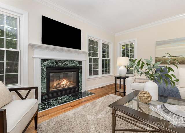 Property at 2919 Shady Reach Ln, Charlotte, NC 28214, 4 beds, 2.5 baths