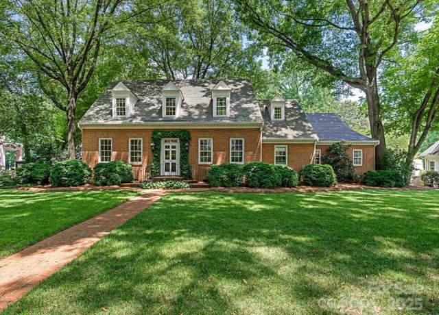 Property at 827 Museum Dr, Charlotte, NC 28207, 4 beds, 4 baths