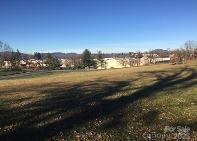 Property at 410 Freeman St, Hendersonville, NC 28792