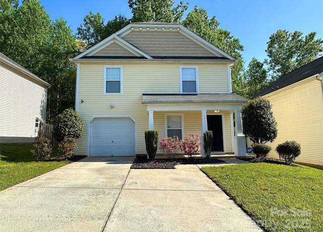Property at 8829 Michaw Ct, Charlotte, NC 28269, 3 beds, 2.5 baths