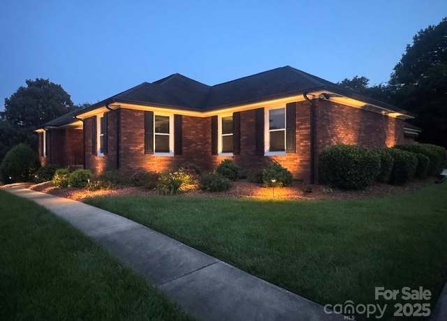 Property at 6339 River Front Dr, Harrisburg, NC 28075, 3 beds, 2 baths