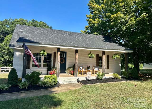 Property at 754 Rubens Rd SW, Concord, NC 28027, 3 beds, 2 baths