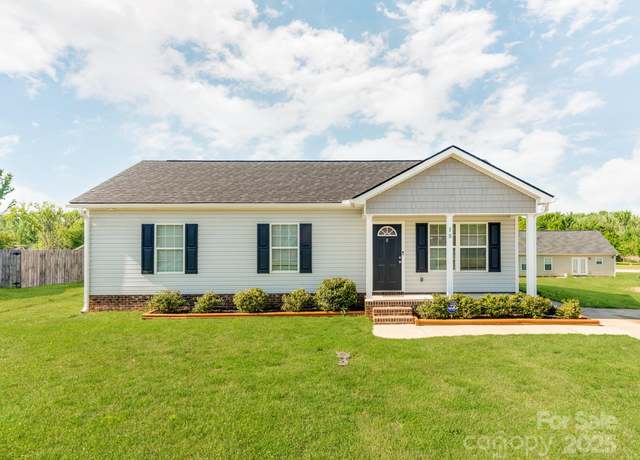 Property at 15 Wright St, Rock Hill, SC 29730, 3 beds, 2 baths
