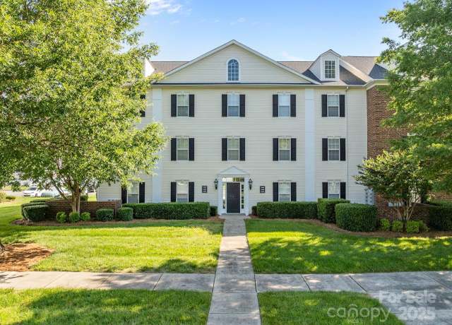Property at 4024 Town Center Rd, Harrisburg, NC 28075, 2 beds, 2 baths