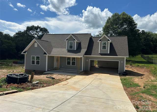 Property at 184 Maplewood Ln, Taylorsville, NC 28681, 3 beds, 2.5 baths