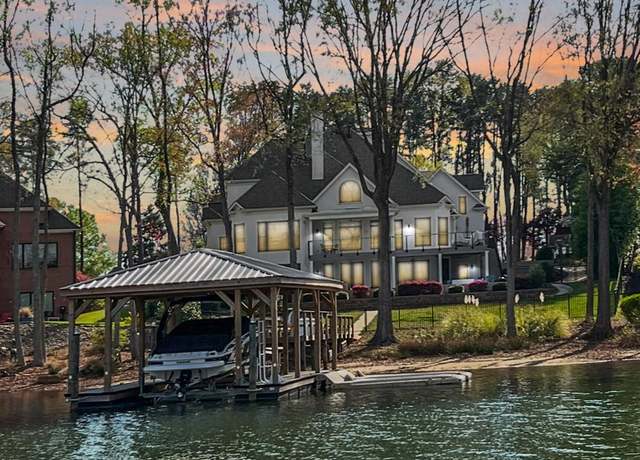 Property at 18922 Balmore Pines Ln, Cornelius, NC 28031, 5 beds, 5.5 baths