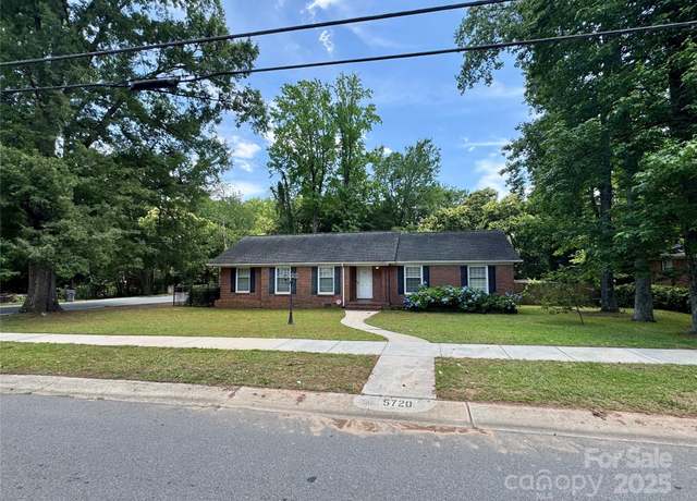 Property at 5720 Amity Pl, Charlotte, NC 28212, 3 beds, 2 baths