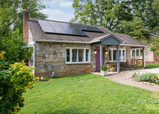 Property at 85 Lanning Ave, Asheville, NC 28806, 2 beds, 3 baths