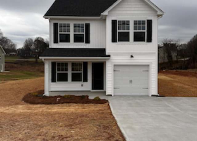 Property at 551 Monroe St, Statesville, NC 28677, 3 beds, 2.5 baths
