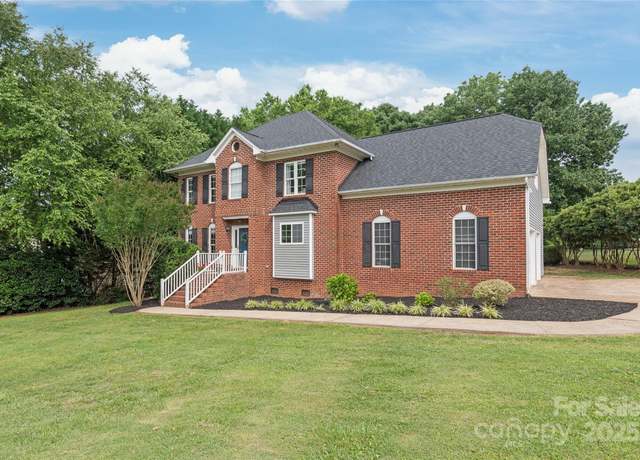 Property at 9004 Lauriston Pl, Mint Hill, NC 28227, 3 beds, 2.5 baths