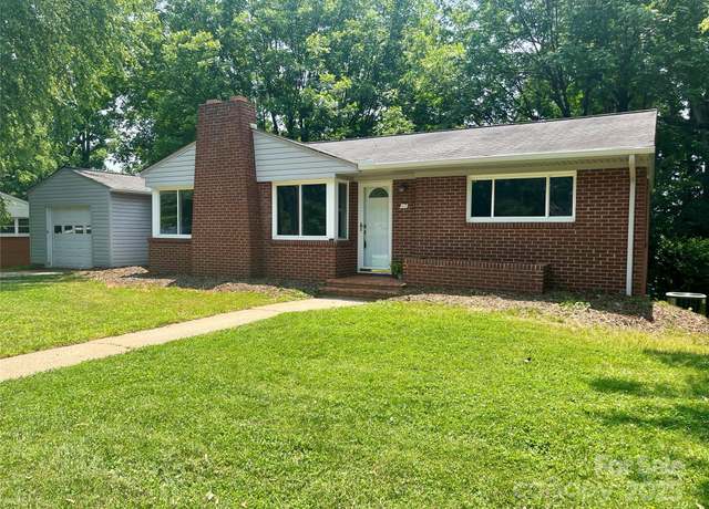 Property at 117 Silvercreek Rd, Morganton, NC 28655, 2 beds, 1 bath