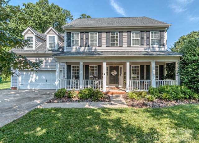 Property at 9422 Olivia Ln, Charlotte, NC 28277, 4 beds, 2.5 baths