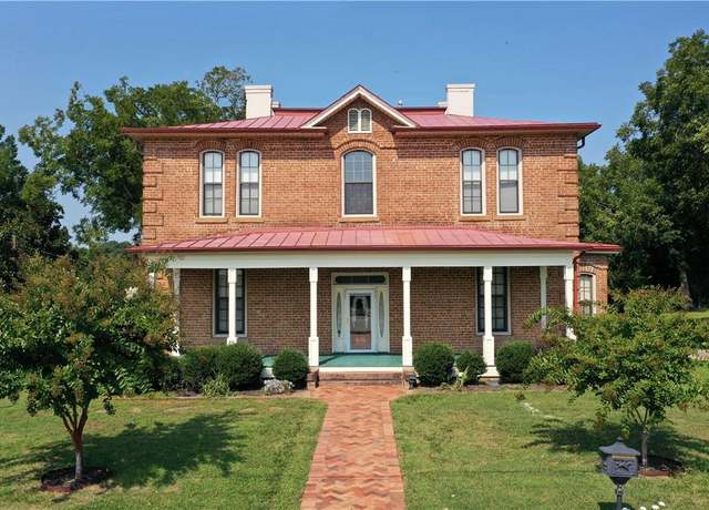 Property at 318 Camden Rd, Wadesboro, NC 28170, 4 beds, 3.5 baths