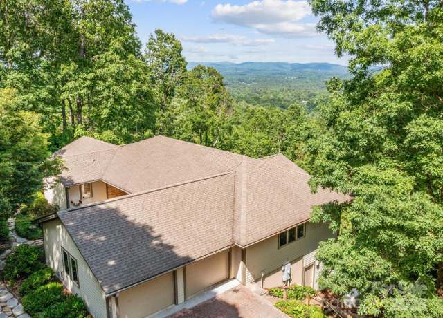 Property at 705 Overlook Dr, Flat Rock, NC 28731, 2 beds, 3.5 baths