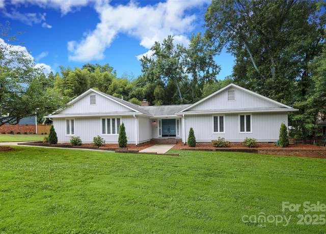 Property at 4350 Old Saybrook Ct, Charlotte, NC 28211, 4 beds, 2.5 baths
