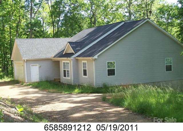 Property at 113 Courtney Marie Dr, Franklin, NC 28734, 3 beds, 2 baths