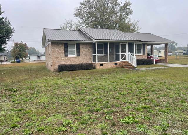 Property at 108 Patsy Ln, Cheraw, SC 29520, 3 beds, 1.5 baths