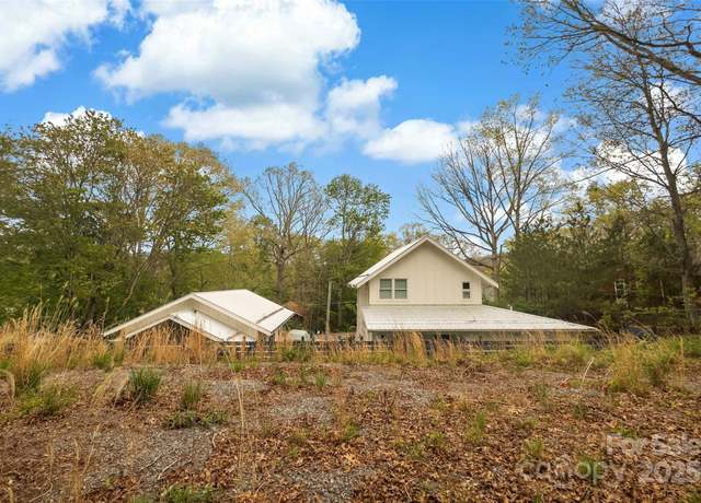 Property at 102 Byrd Rd, Black Mountain, NC 28711
