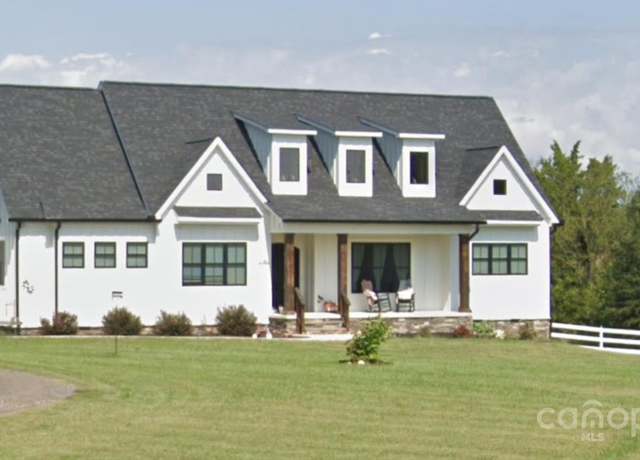 Property at 5780 W Nc 10 Hwy, Hickory, NC 28602, 4 beds, 3.5 baths
